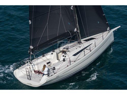 Italia Yachts 11.98