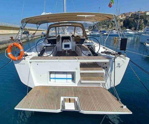 Dufour Yachts 430